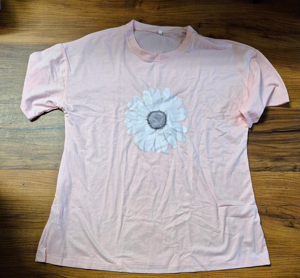 Womens Pink T-Shirt Sz Large Daisy Flower Graphic Short Sleeve Cotton Blend s16